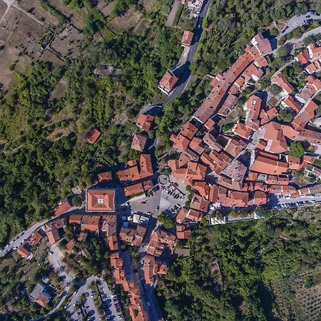 3 Bedroom Gorgeous In Holiday home Labin (Istria)