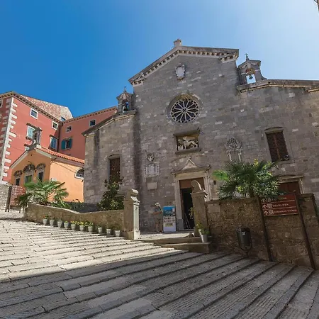 בית נופש Amazing Home In Labin *
